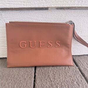 Guess Clutch Bag🤎